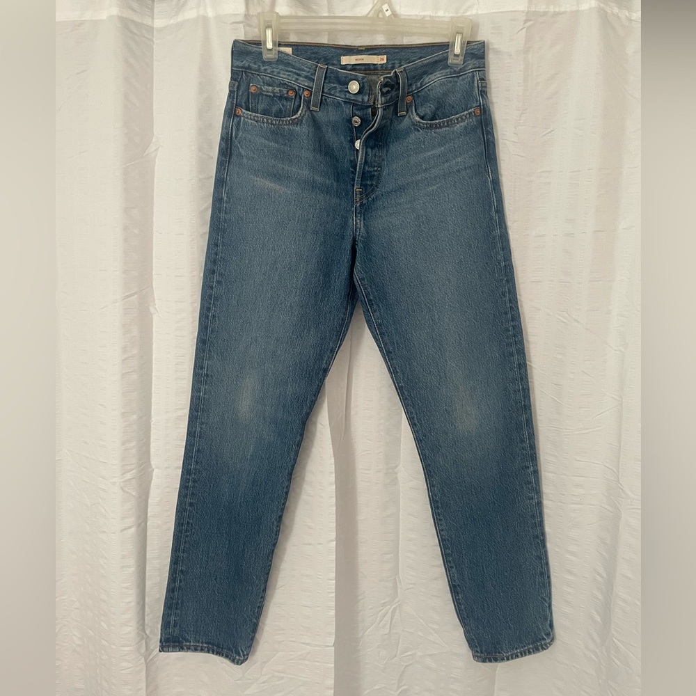 Levi’s Wedgie Fit Jeans